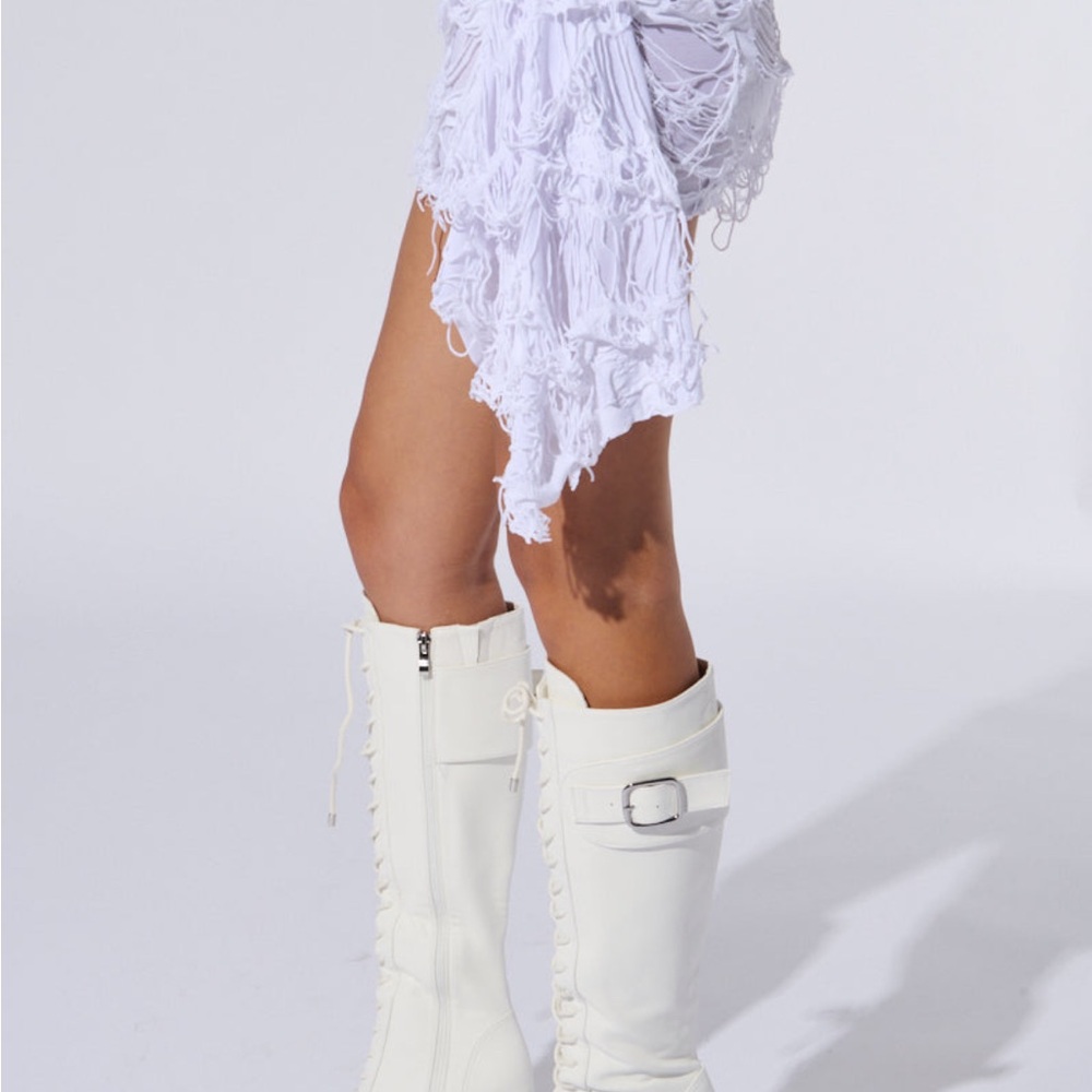 AKIRA White Distressed Tube Top & Skirt - Picture 8 of 8